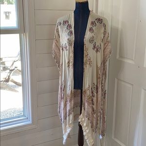Adorable Cream Print Kimono
